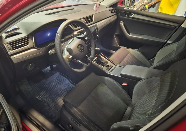 Skoda Superb cena 168000 przebieg: 20500, rok produkcji 2023 z Kraków małe 67